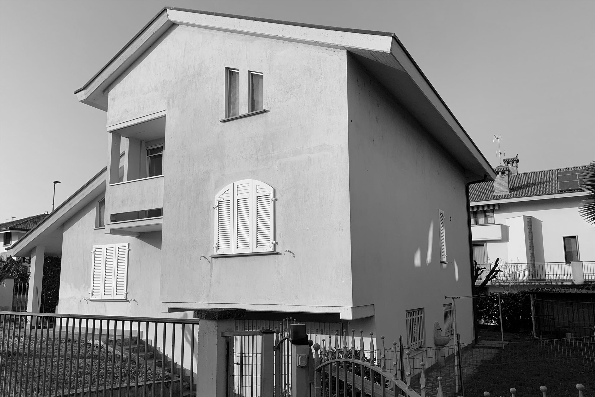 Villa SR - prospetto pre-intervento, lato sud-est